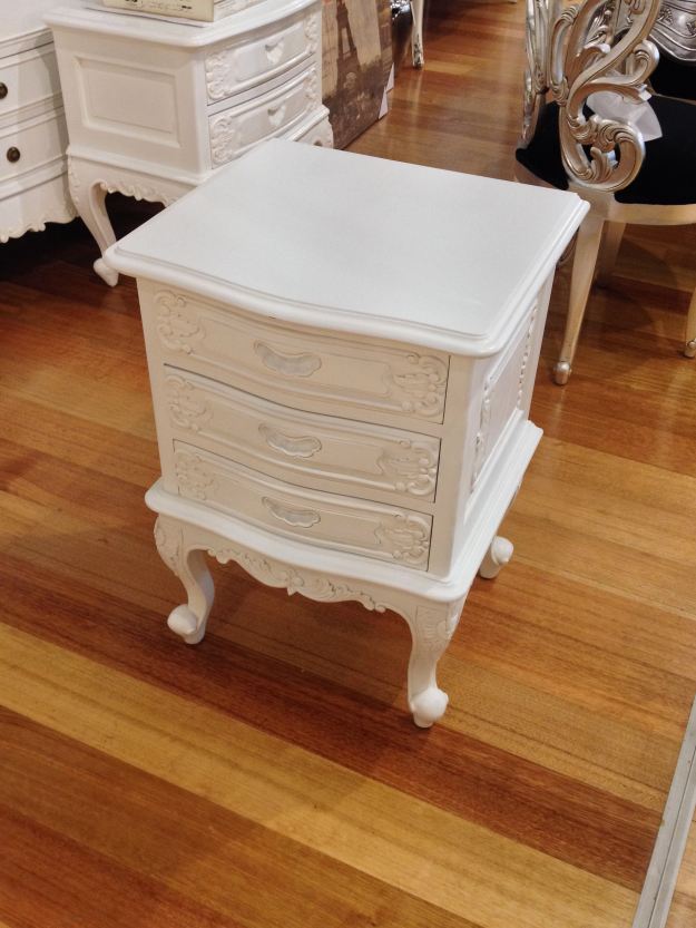 "Serpentine" 3 Drawer Bedside Cabinet